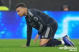 广厦九连胜双杀首钢 孙铭徽超郭艾伦 周琦空砍